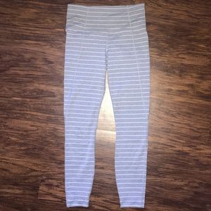 Athleta Chaturanga Capri tights gray stripe. Sz Xs